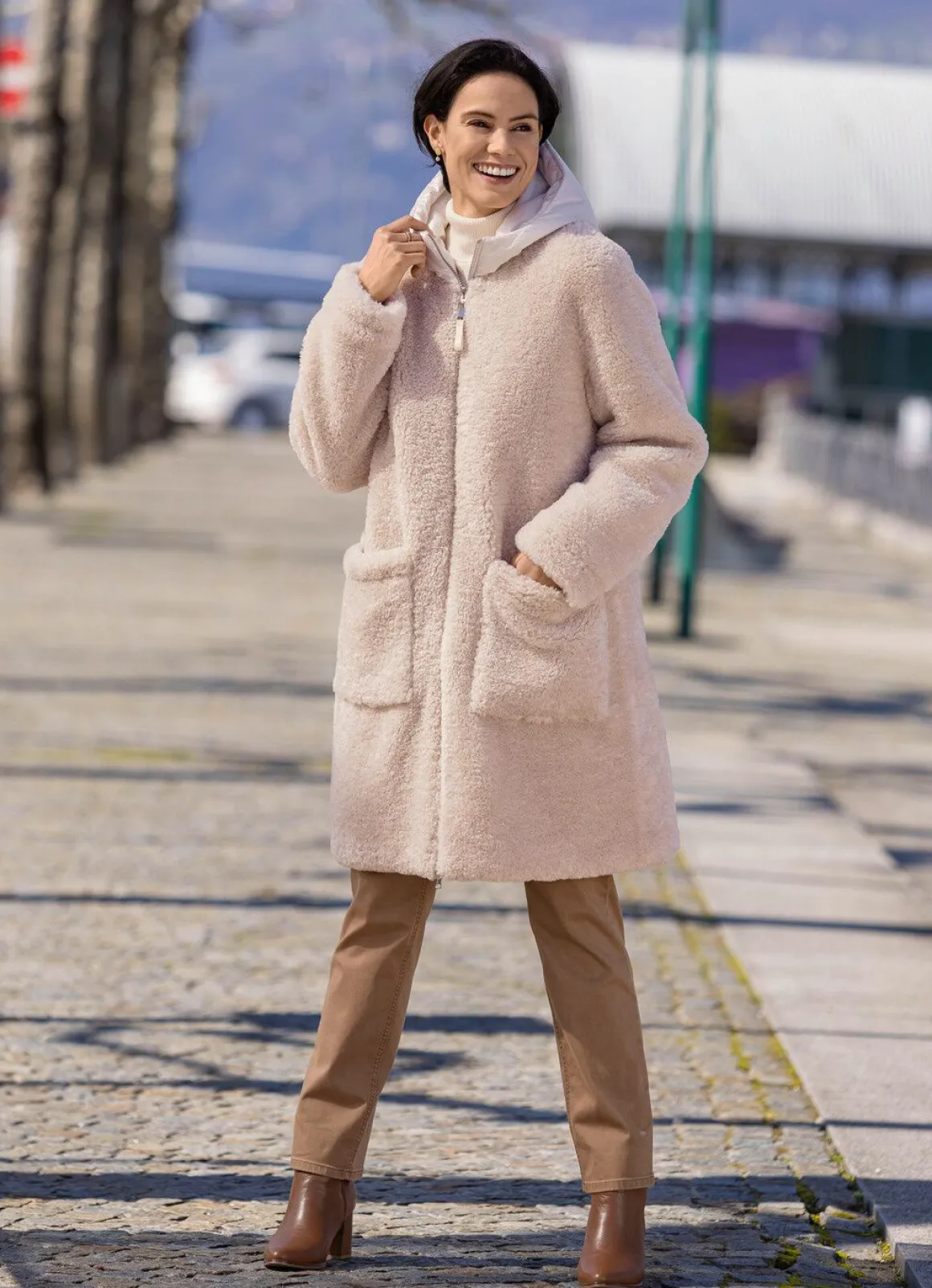 Wende-Kurzmantel im Oversized-Look