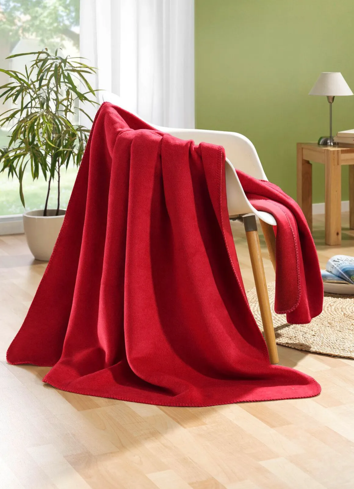 Wohndecke mit Festonstich-Einfassung